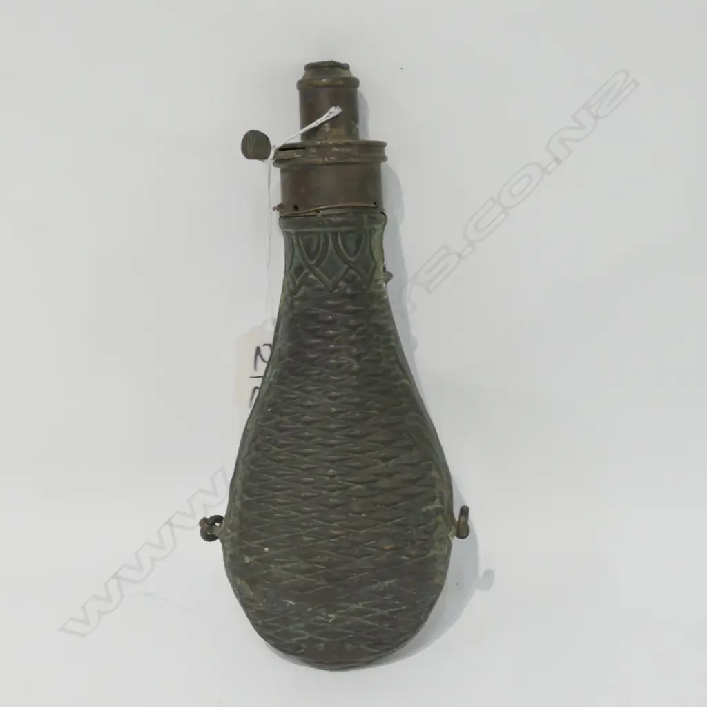 ANTIQUE COPPER POWDER FLASK - FAMILY PROVENANCE - FLIGHT FROM KABUL 1842 Image 1++