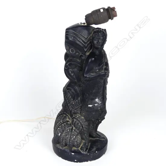 A vintage NZ plaster lamp