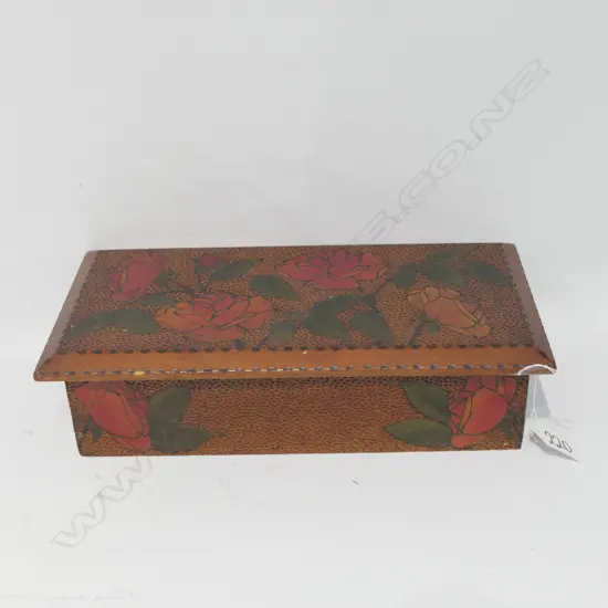 JANE VICKERY BOX SIGNED