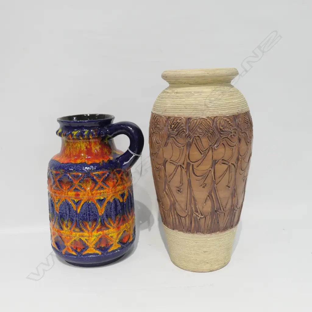 2X OF GERMAN POTTERY VASES  Image 1++