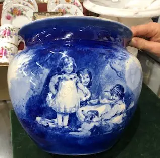 ROYAL DOULTON BLUE CHILDREN JARDINIERE W/ SMALL HAIRLINE CRACK TO RIM Image 1++