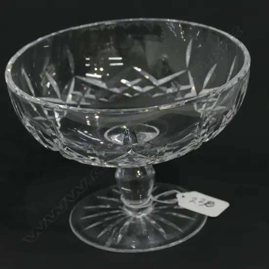 WATERFORD COMPORT DISH AF SMALL CHIP 160MM DIA