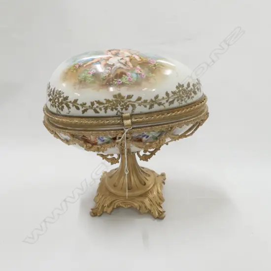 EGG SHAPED JEWELLERY BOX 280MM H