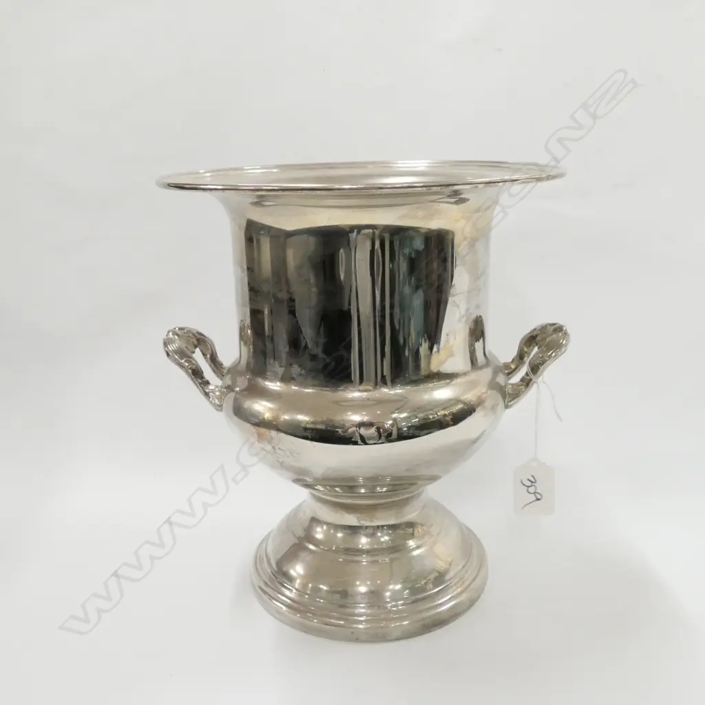 E P CHAMPAGNE BUCKET BY ORIEDA U.S.A Image 1++