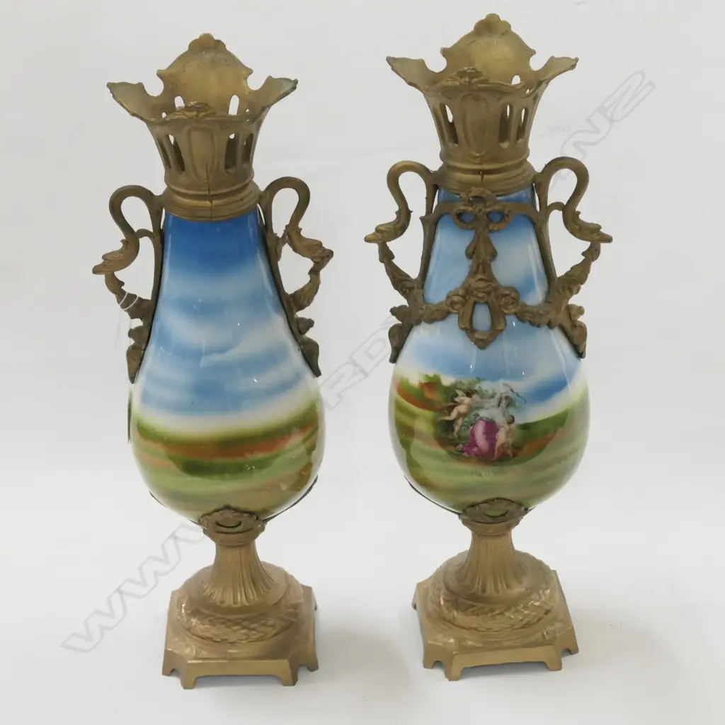 PAIR VASES 375MM H Image 1++