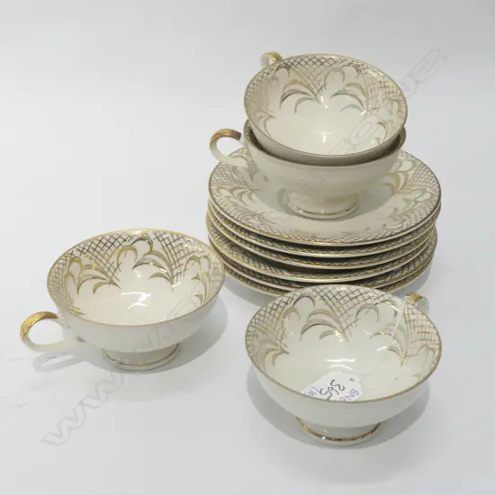 10 PCE BAVARIAN JOHANN SELTMANN TEA SET; 4 CUPS, 8 SAUCERS