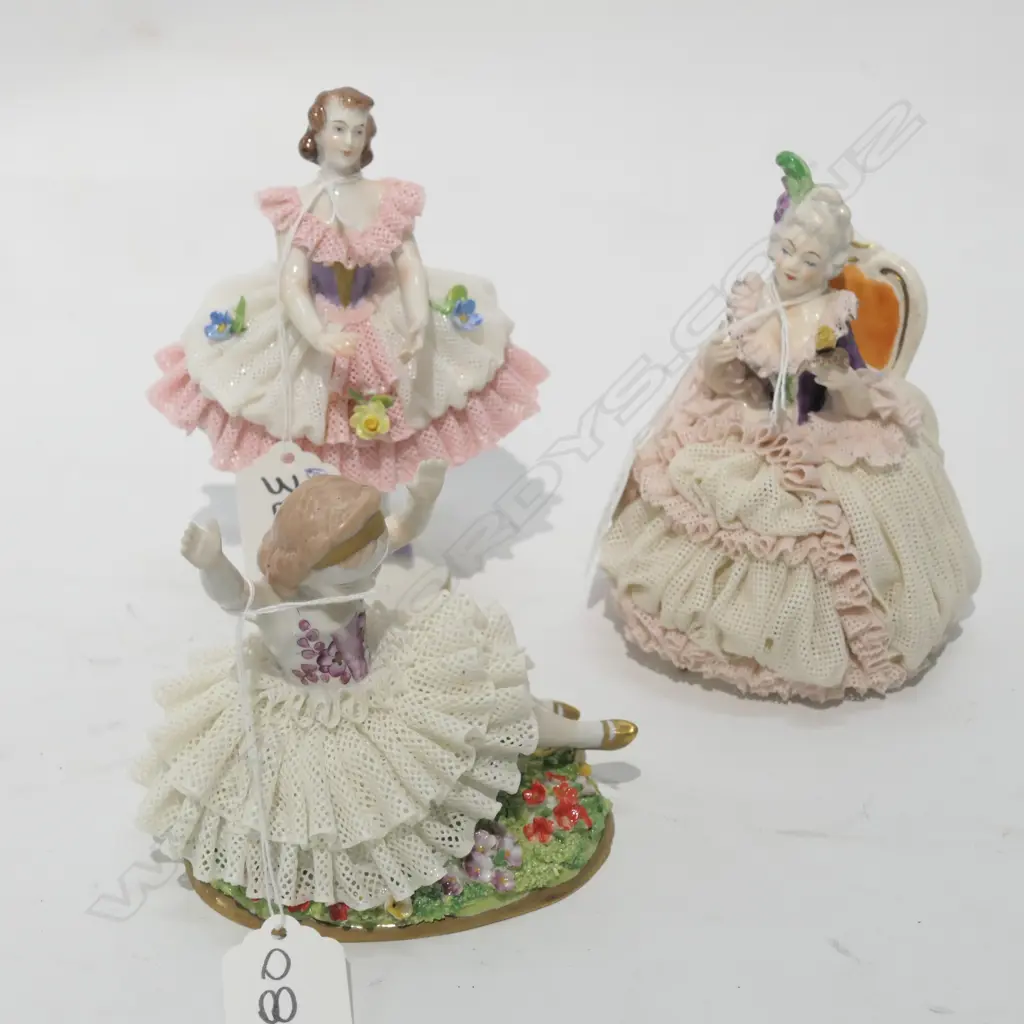 ALKA DRESDEN WOMAN WITH 2 OTHERS  Image 1++