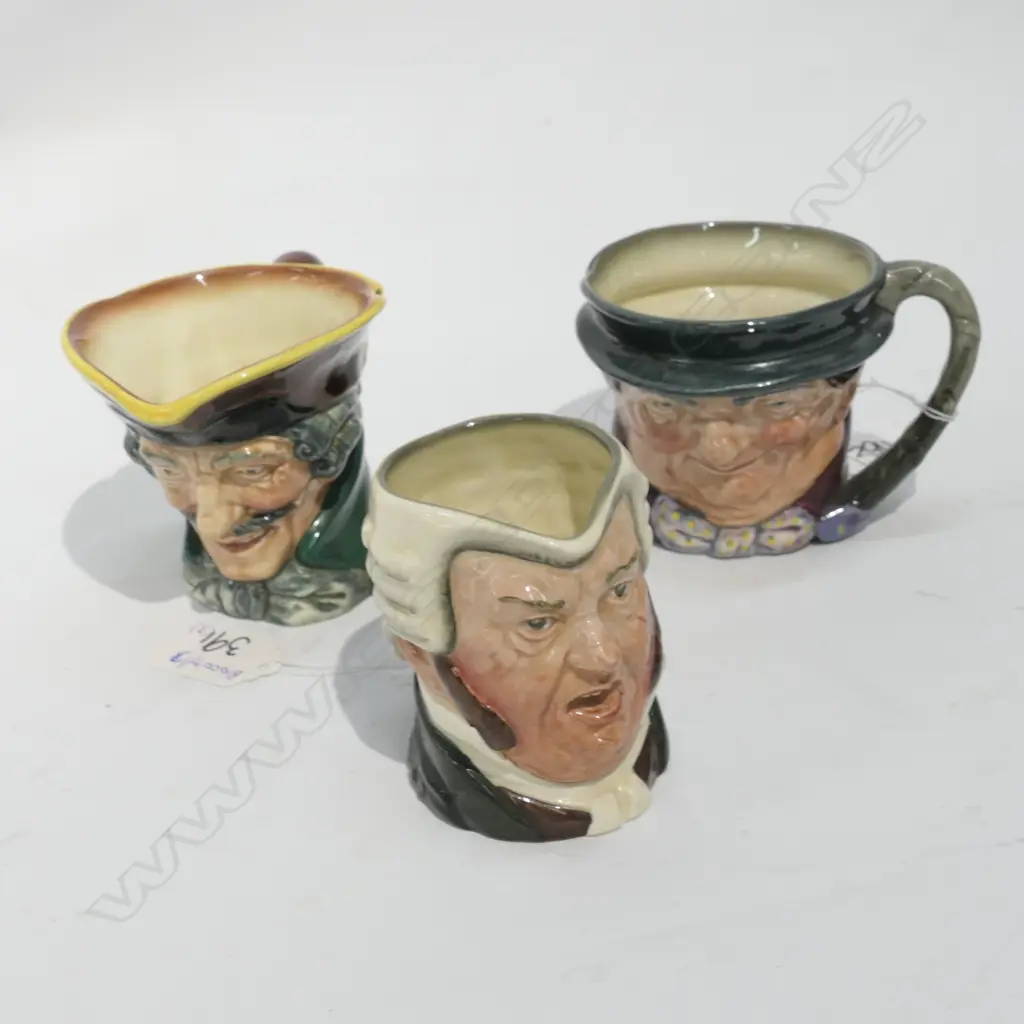 3 R/DOULTON ASST TOBY JUGS H 80 MM Image 1++