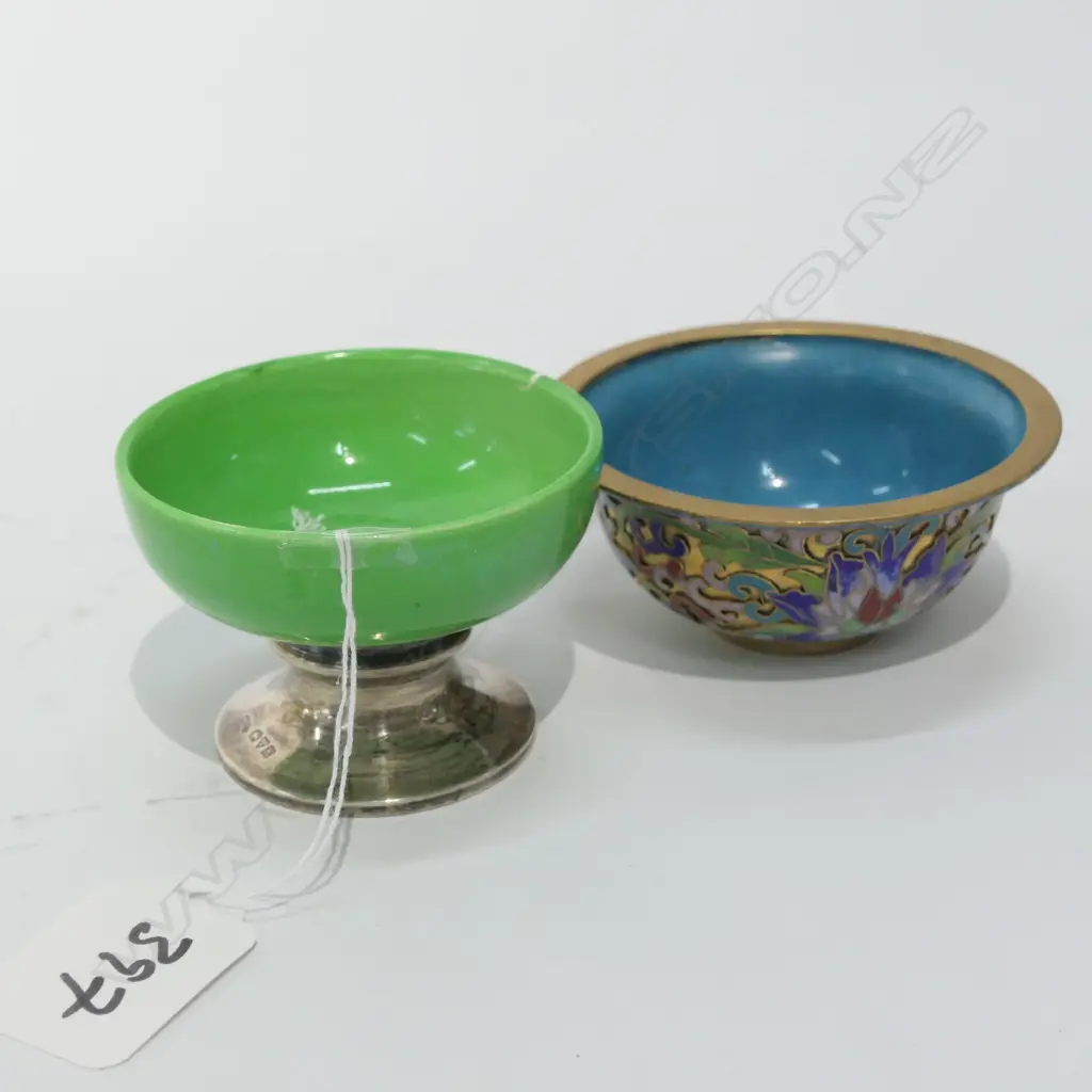 SMALL GREEN BOWL SILVER BASE + CLOISONNE SML BOWL Image 1++
