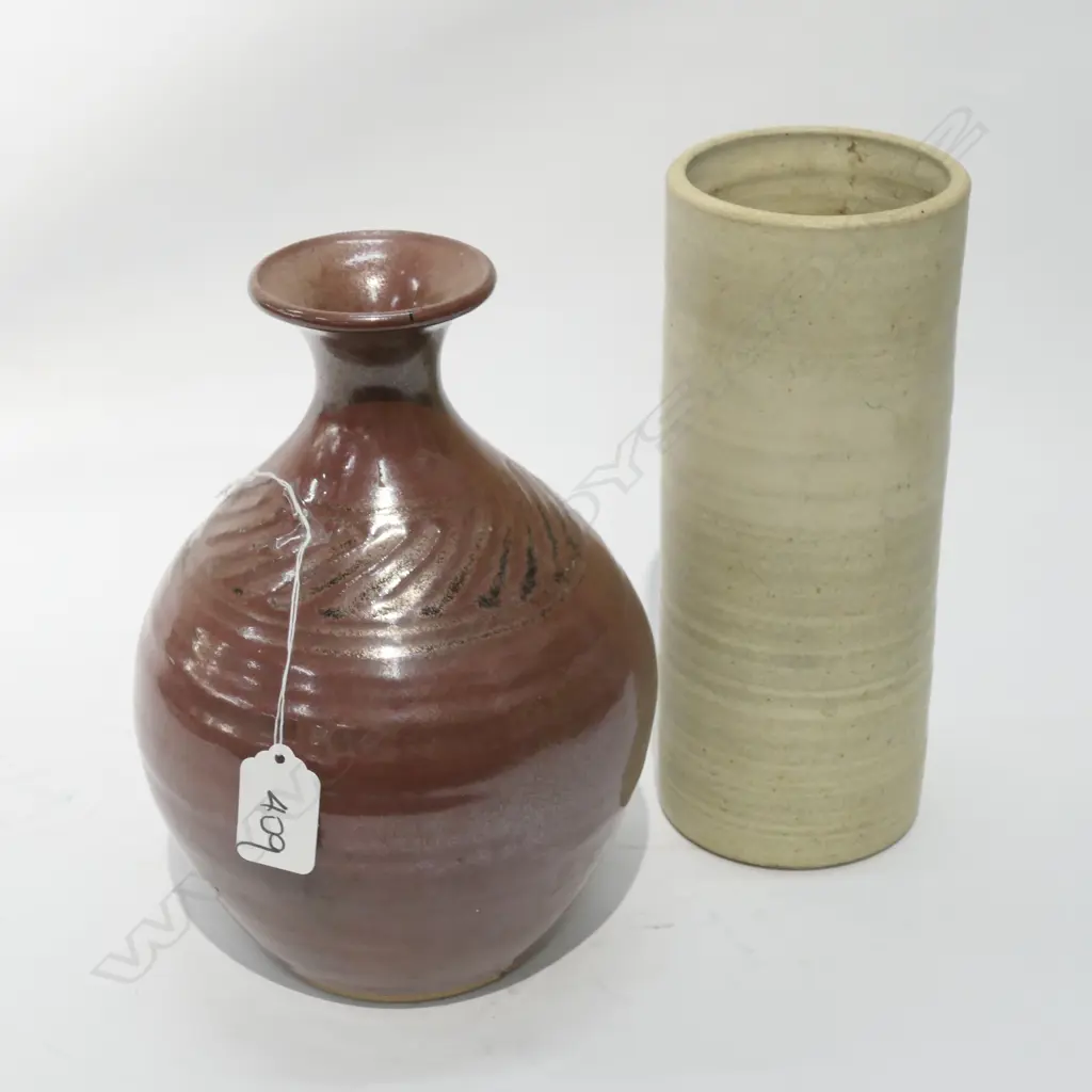 KEITH BLIGHT STUDIO POTTERY VASE & 1 OTHER, TALLEST: 230MM Image 1++