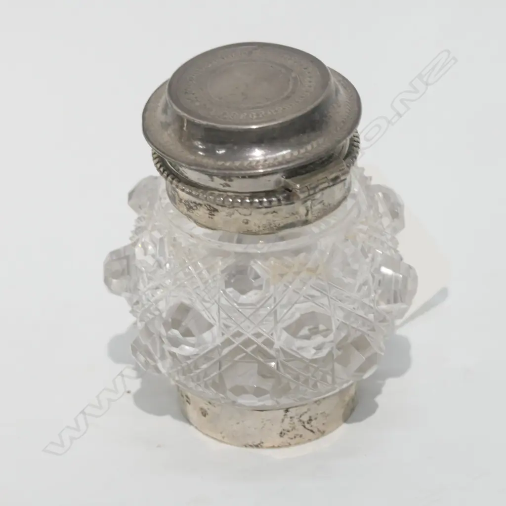 VICT STG SILVER & CRYSTAL INK WELL, LONDON 1872 BY BARNARDS LTD Image 1++