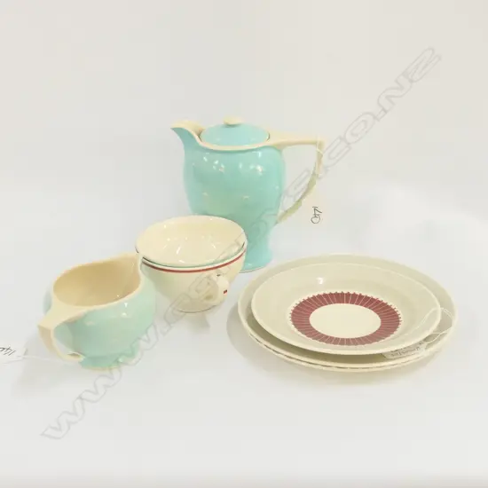 3 MAILING LUSTRE TENNIS SETS