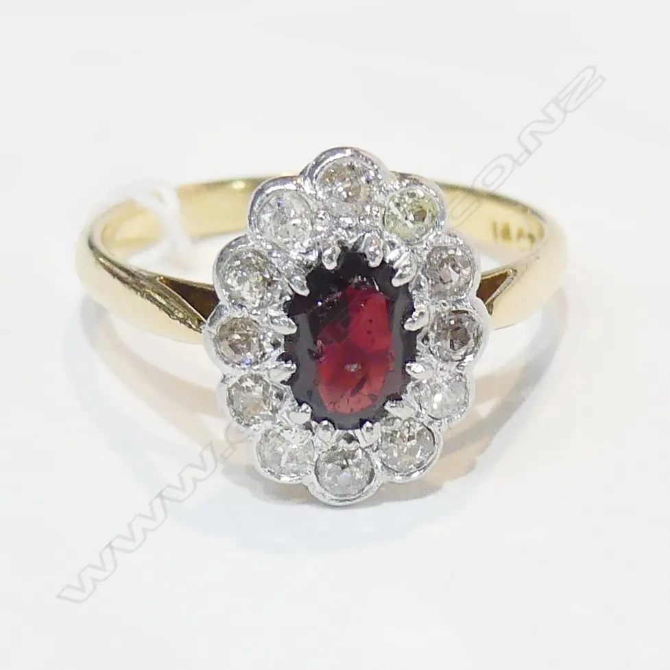 18CT PLATINIUM DIAMOND GARNET RING. EVALUATION RP 2,700   Image 1++