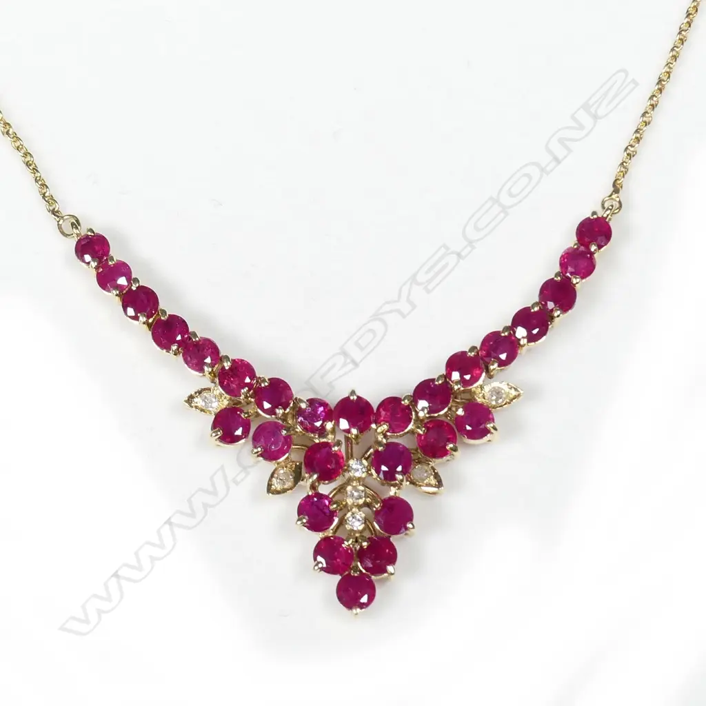14CT GOLD DIAMOND AND RUBY NECKLACE WITH VALUATION PAPERS Image 1++