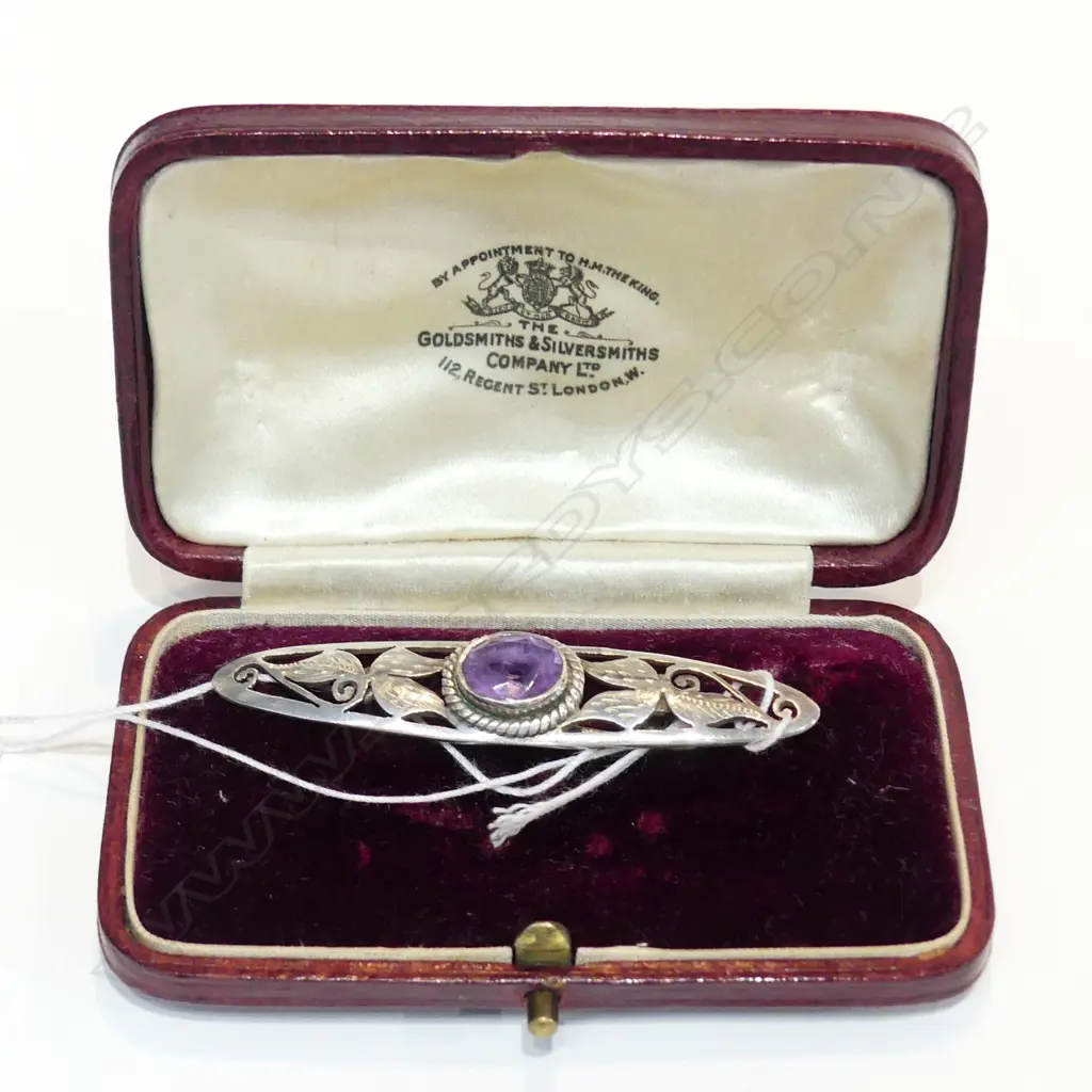 ARTS & CRAFTS SILVER AMYTHEST  BROOCH  Image 1++