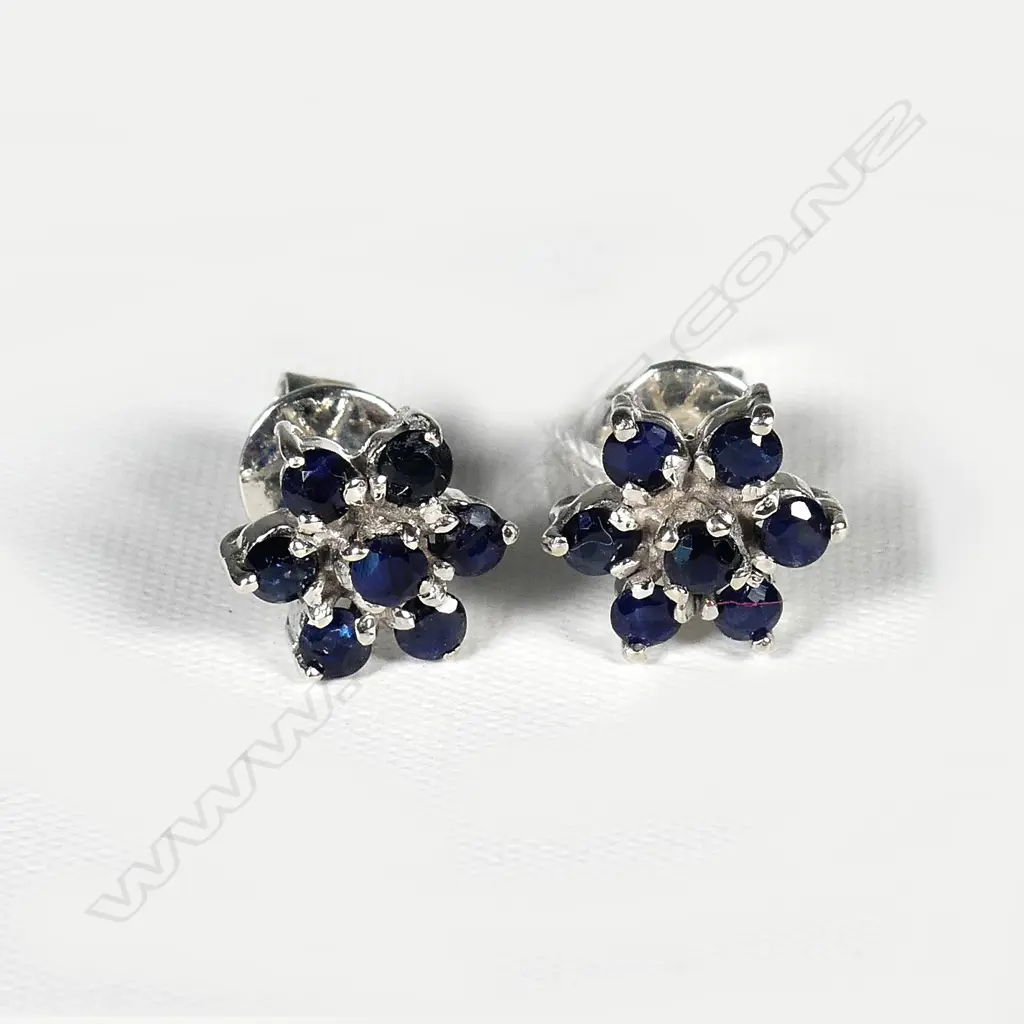 PAIR SILVER SAPPHIRE CLUSTER EARRINGS Image 1++