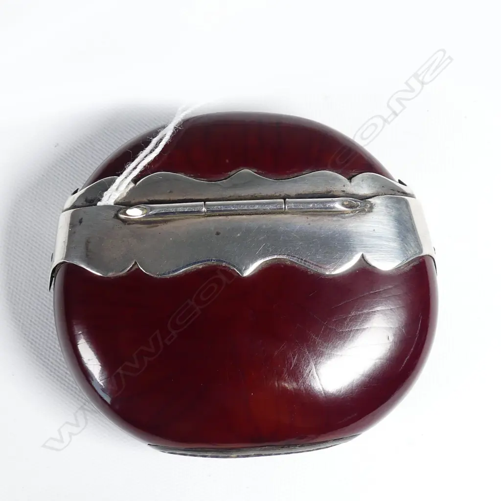 VICT. VESTA BOX  Image 1++