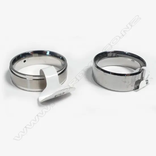 2 BAGS OF S.STEEL WEDDERS, # 2082, 2566