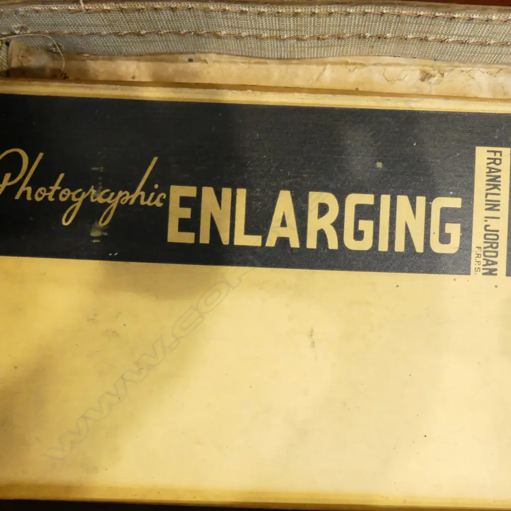 GOOD VINTAGE PHOTOGRAPHIC ENLARGERS ETC, Image 1++