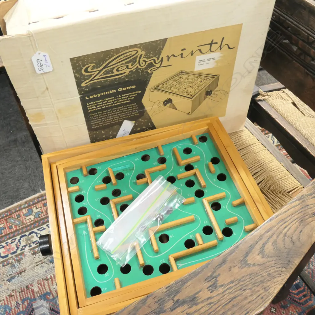 VINTAGE LABYRITH GAME WITH BALL AND ORIGINAL BOX Image 1++