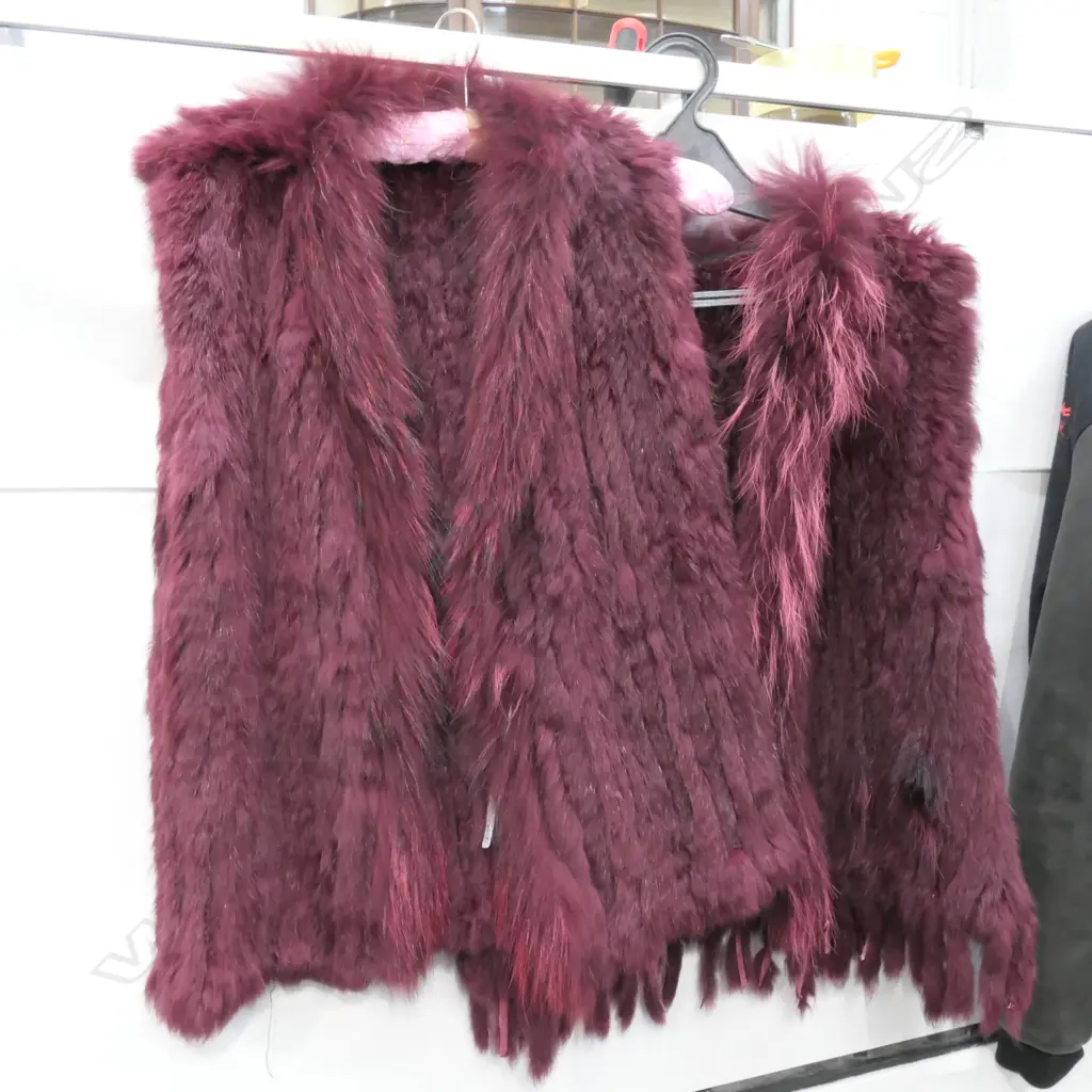 2X BURGUNDY RABBIT KNITTED VEST S/M SIZE Image 1++