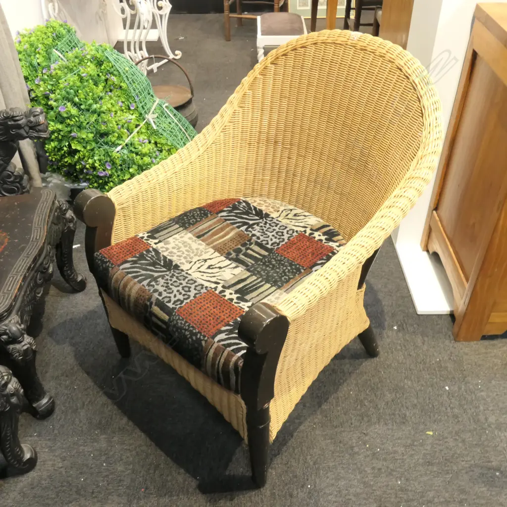 WICKER ARM CHAIR Image 1++