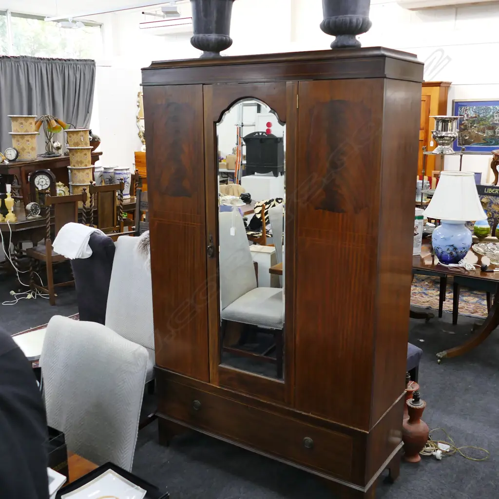 EDWARDIAN STYLE WARDROBE Image 1++