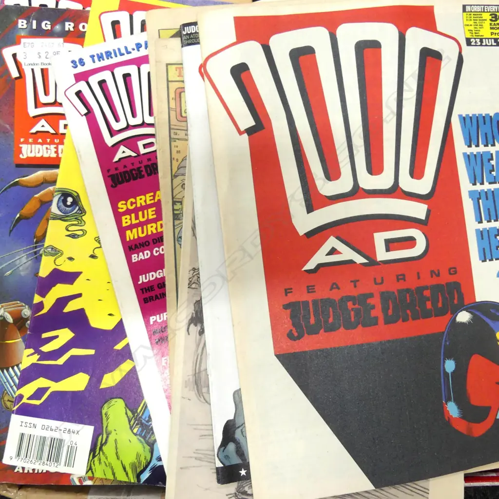 ASST DESIGN BOOKS COMICS ETC Image 1++
