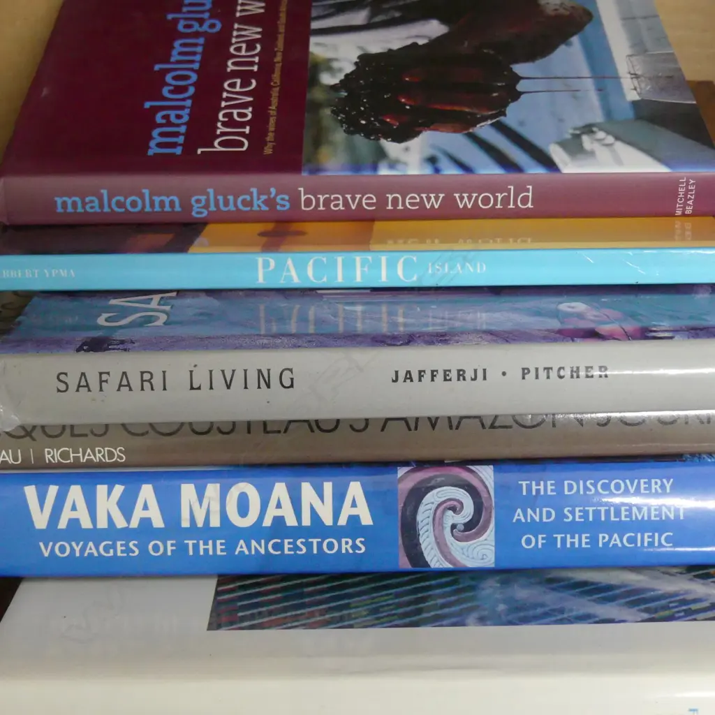 SELECTION OF SIX COFFEE BOOKS Image 1++