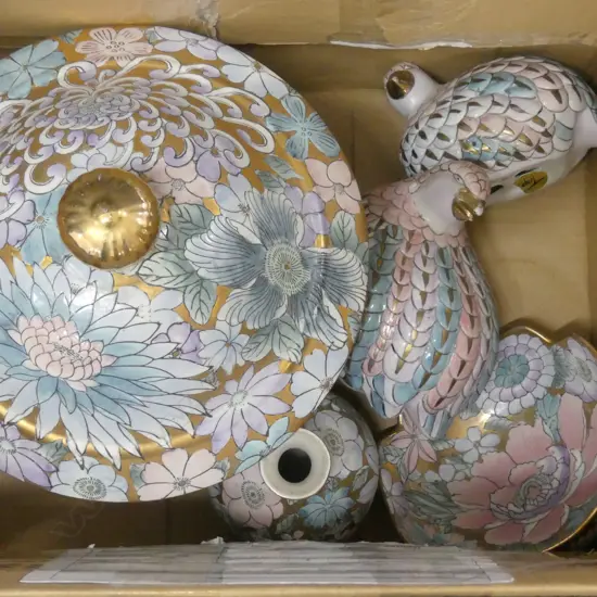 BOX LOT DECORATIVE CHINESE ITEMS; PR QUAIL, BOWL, VASE, LIDDED BOWL