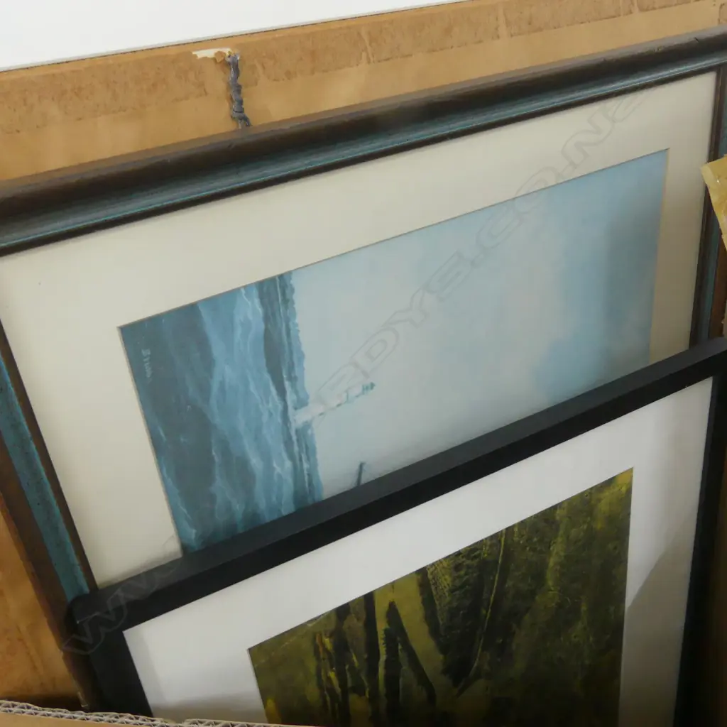 LOT ASST FRAMED PRINTS Image 1++