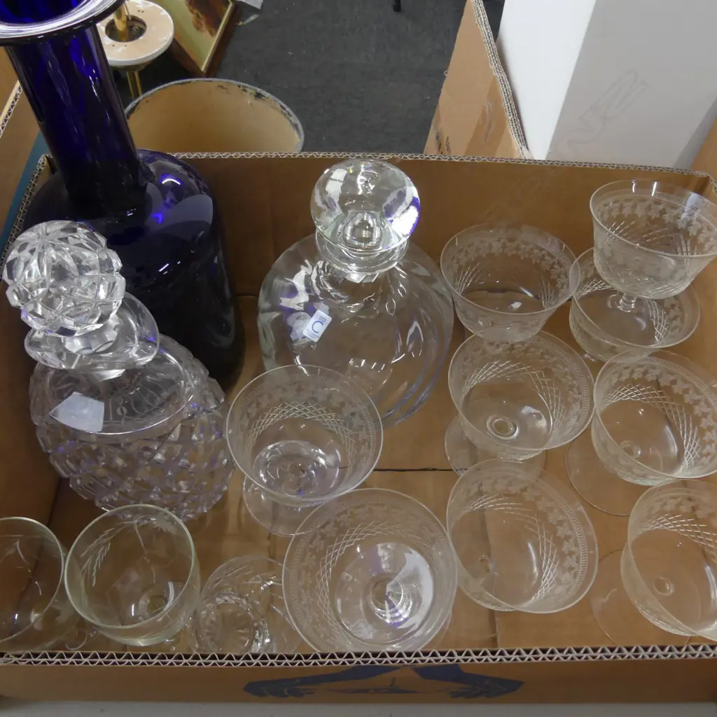 LOT ASST INCL. CRYSTAL / GLASSWARE INCL. DECANTER Image 1++