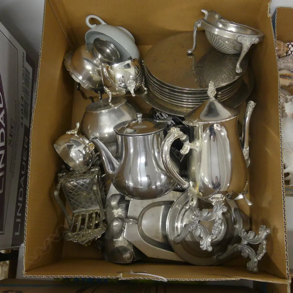 LOT EP ARE COFFEE SET /COASTERS/TRAYS ETC Image 1++