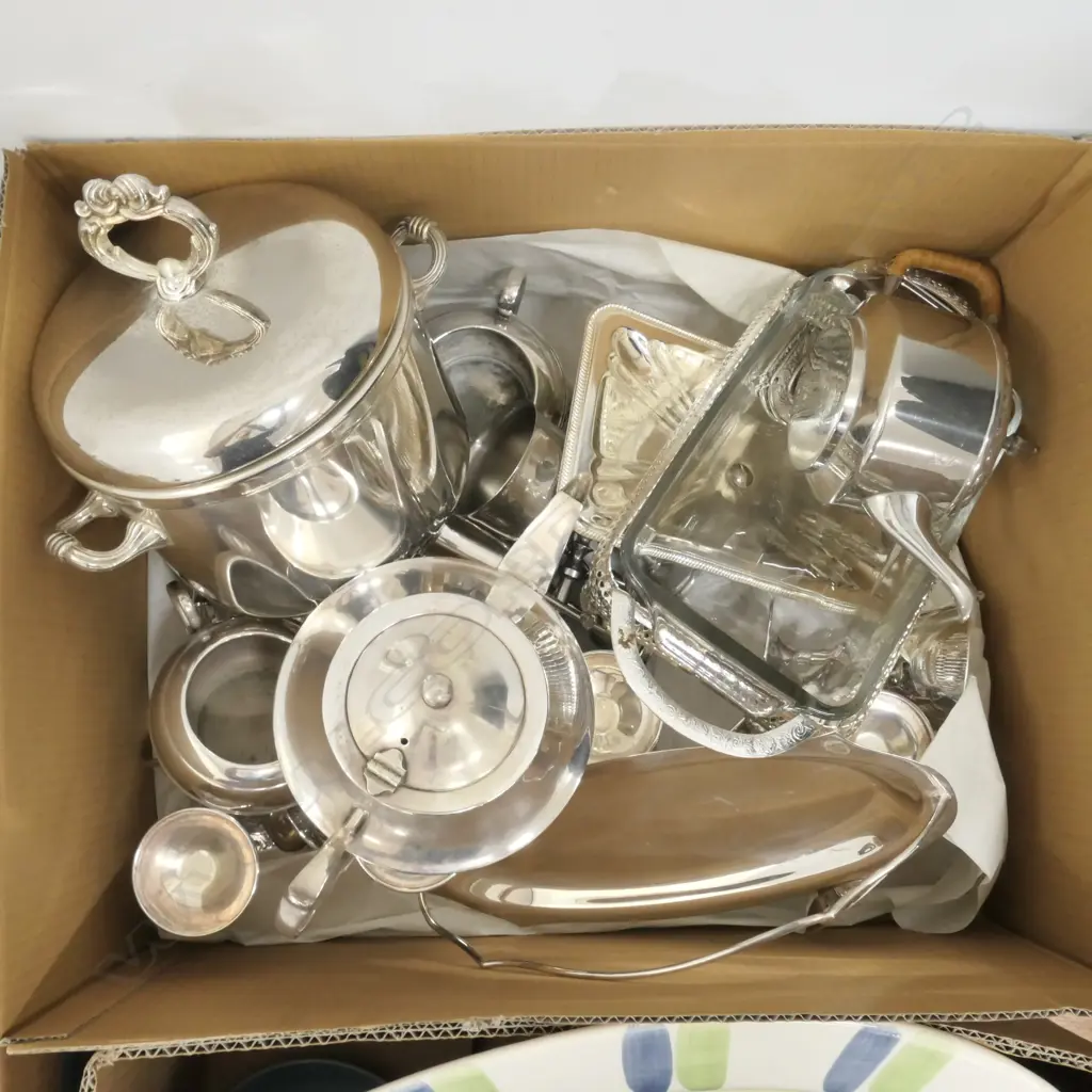 LOT EP WARE /ICE BUCKET/GOBLETS ETC Image 1++