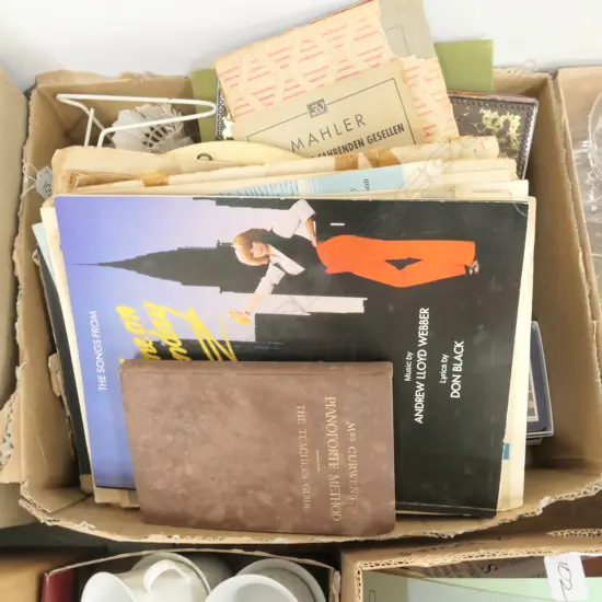 LOT VINTAGE ITEMS +SHEET MUSIC