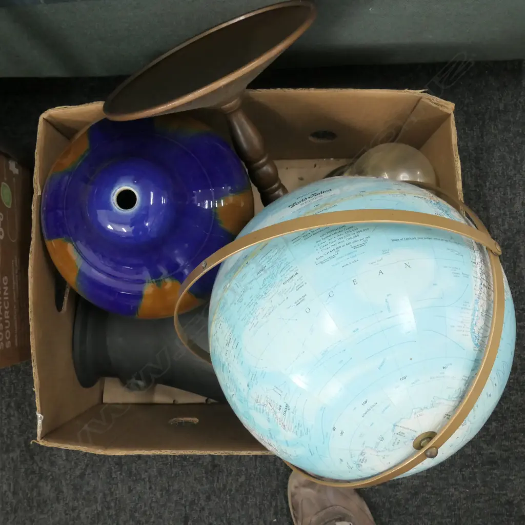 ASSORT. BOX OF MISCELLANEOUS ITEMS INCLUDING MAPA MUNDI, TABLE CLOCK, VASES, ETC  Image 1++
