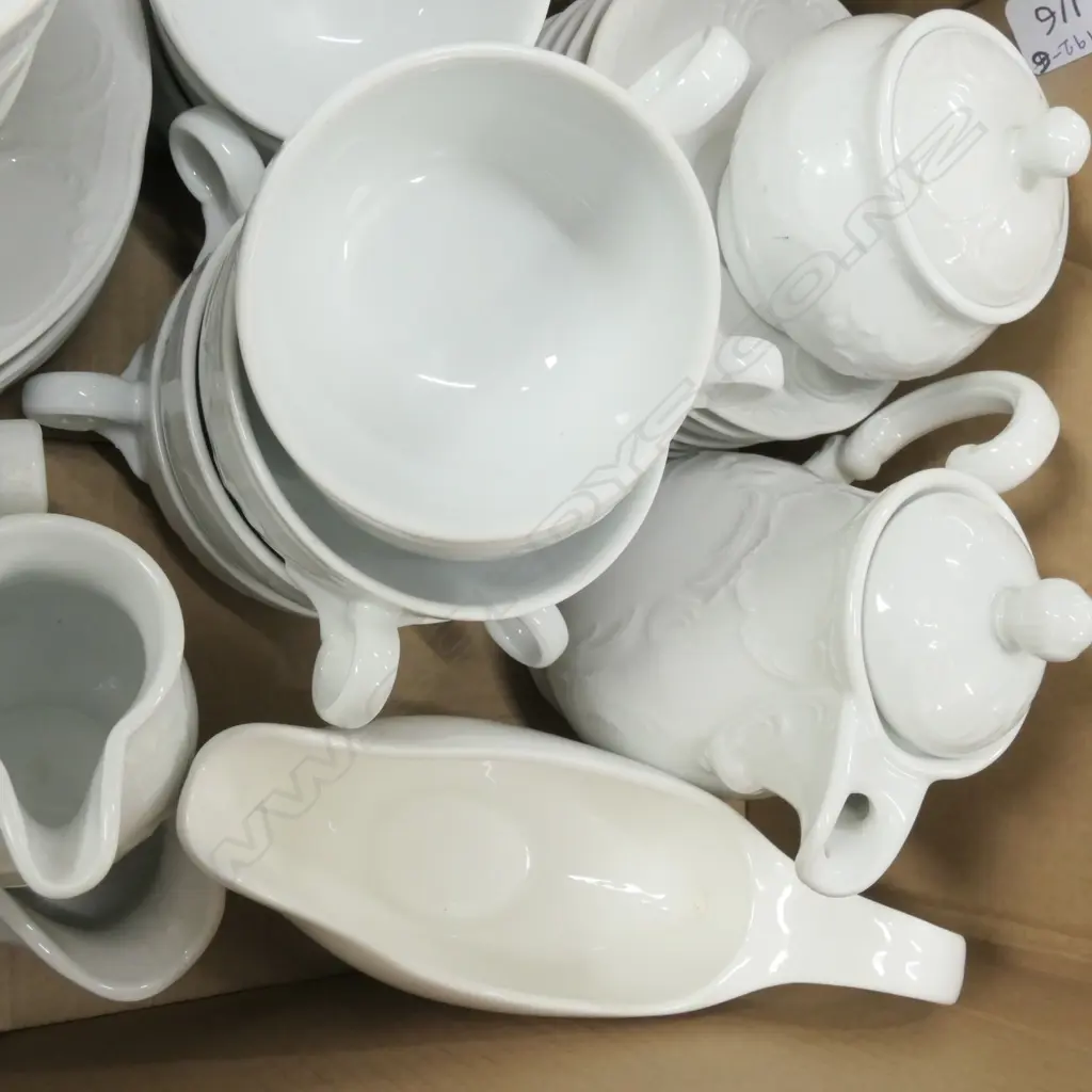 WHITE GERMAN "BAUSCHER" PART TEA SET  Image 1++