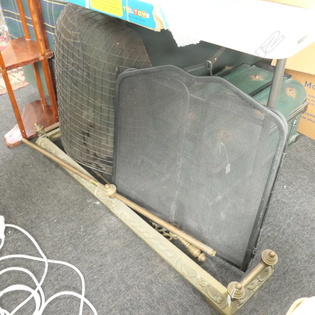 2 FIRE SCREENS BRASS FENDER ETC Image 1++