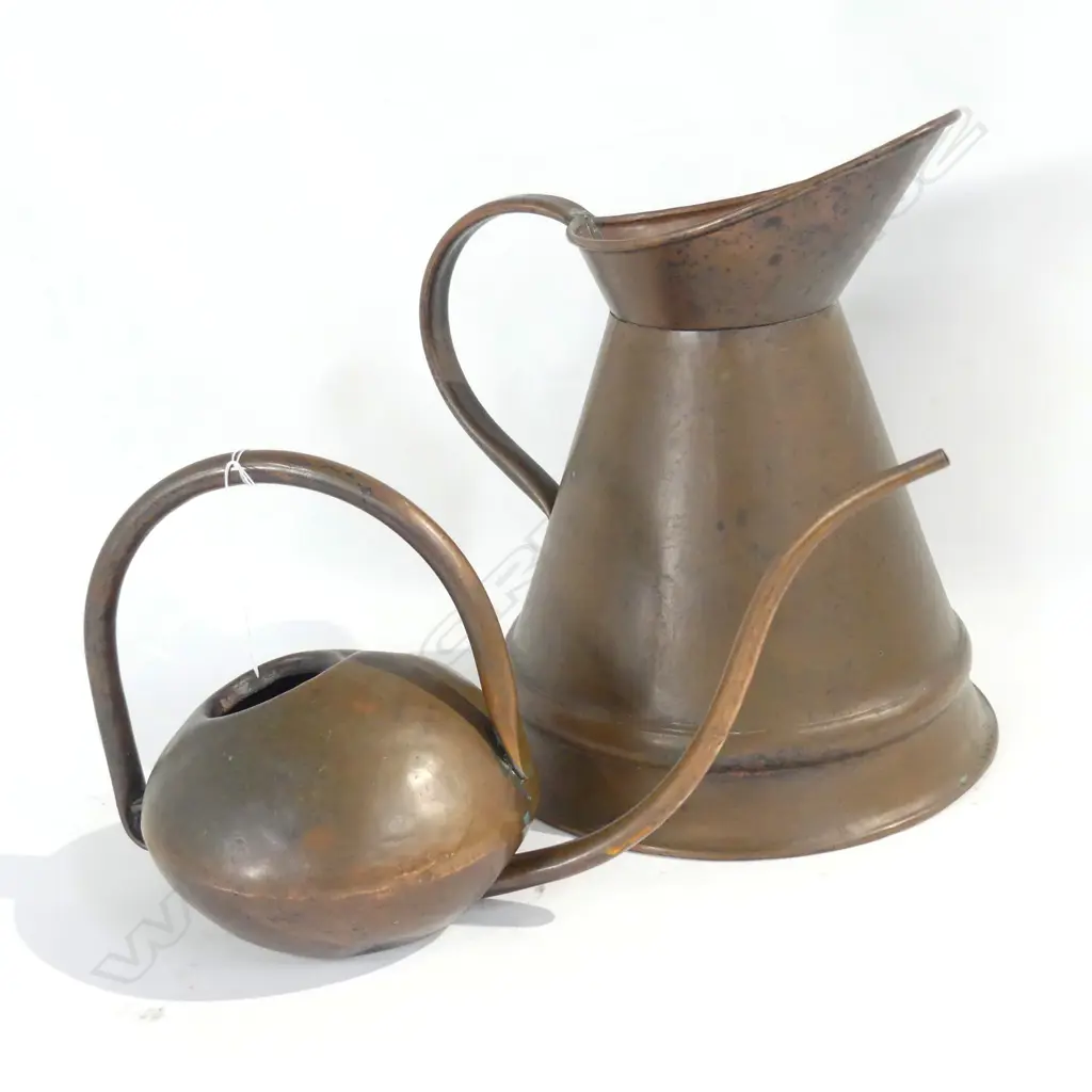 LGE COPPER JUG & WATERING CAN Image 1++
