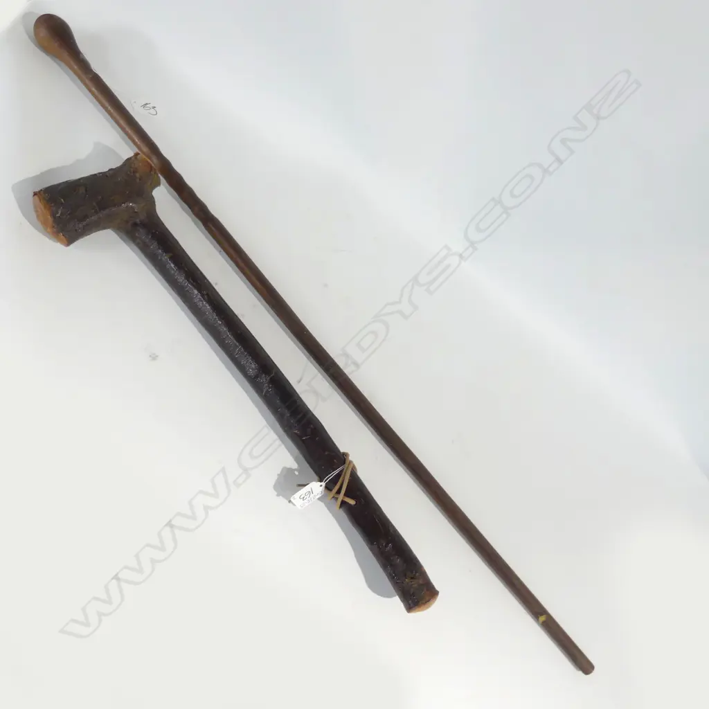 SOUTH AFRICAN KNOBKERRIE & HARDWOOD WALKING STICK Image 1++