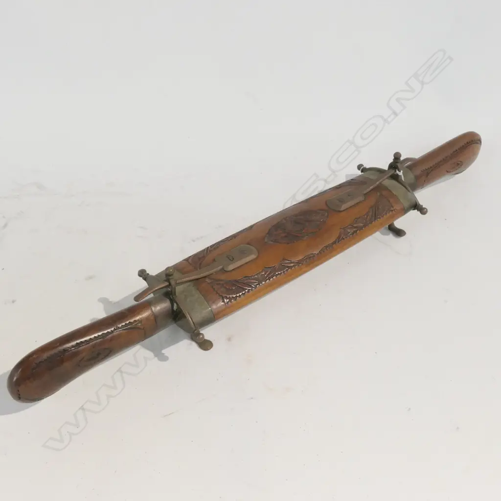 INDIAN CARVING KNIFE AND FORK 460MM L Image 1++