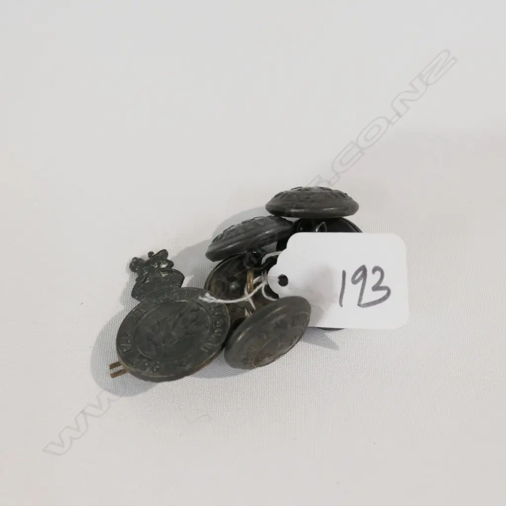 WWI TUNNELERS COY CAP BADGE & 6 BLACKENED BRASS UNIFORM BUTTONS Image 1++