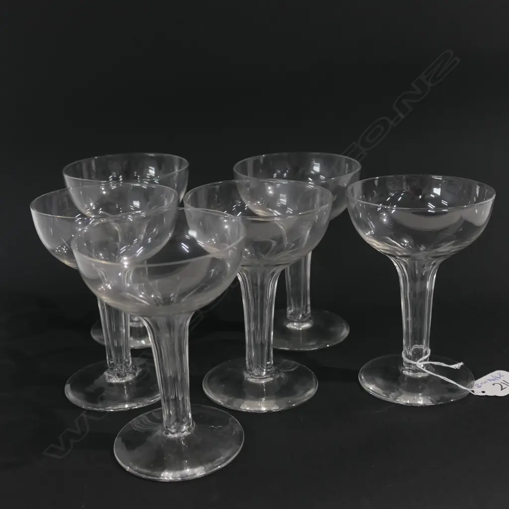 6 HOLLOW STEM CHAMPAGNE GLASSES Image 1++