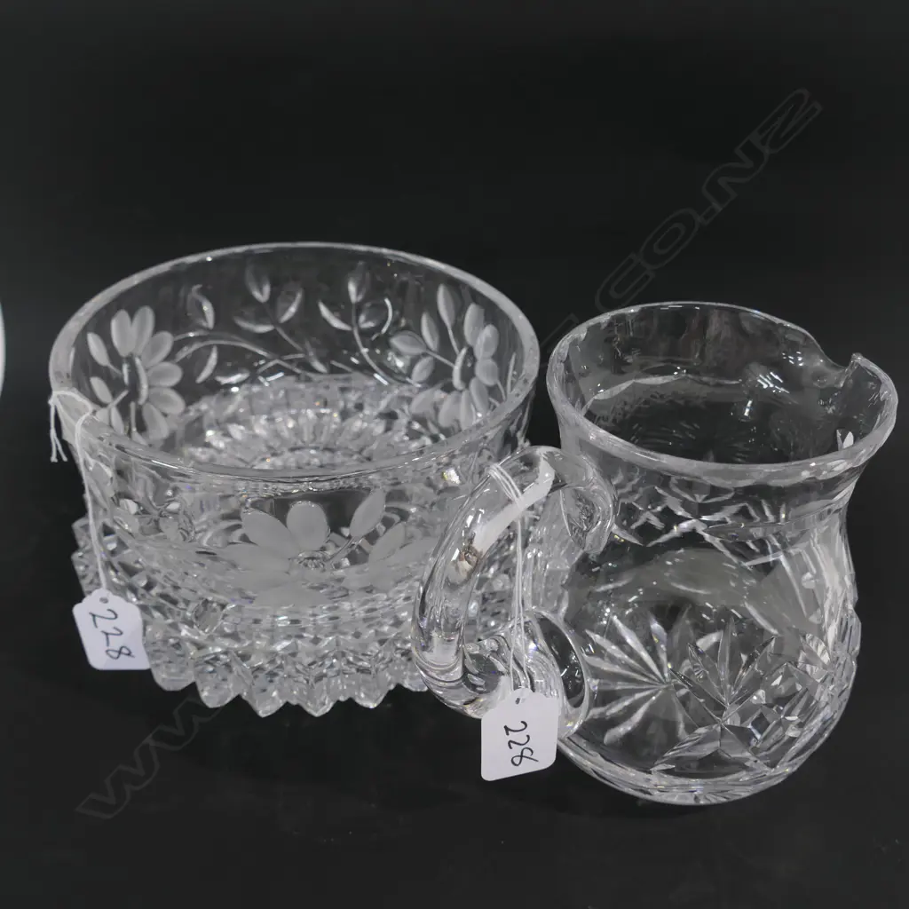 2 CUT CRYSTAL BOWLS AND JUG H 150 MM Image 1++