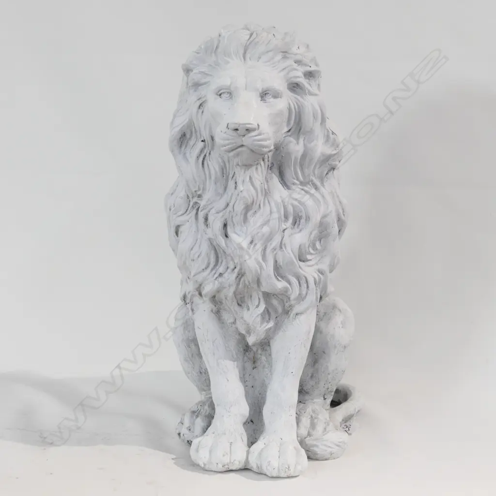 LION PLASTER STATUE 530MM H Image 1++