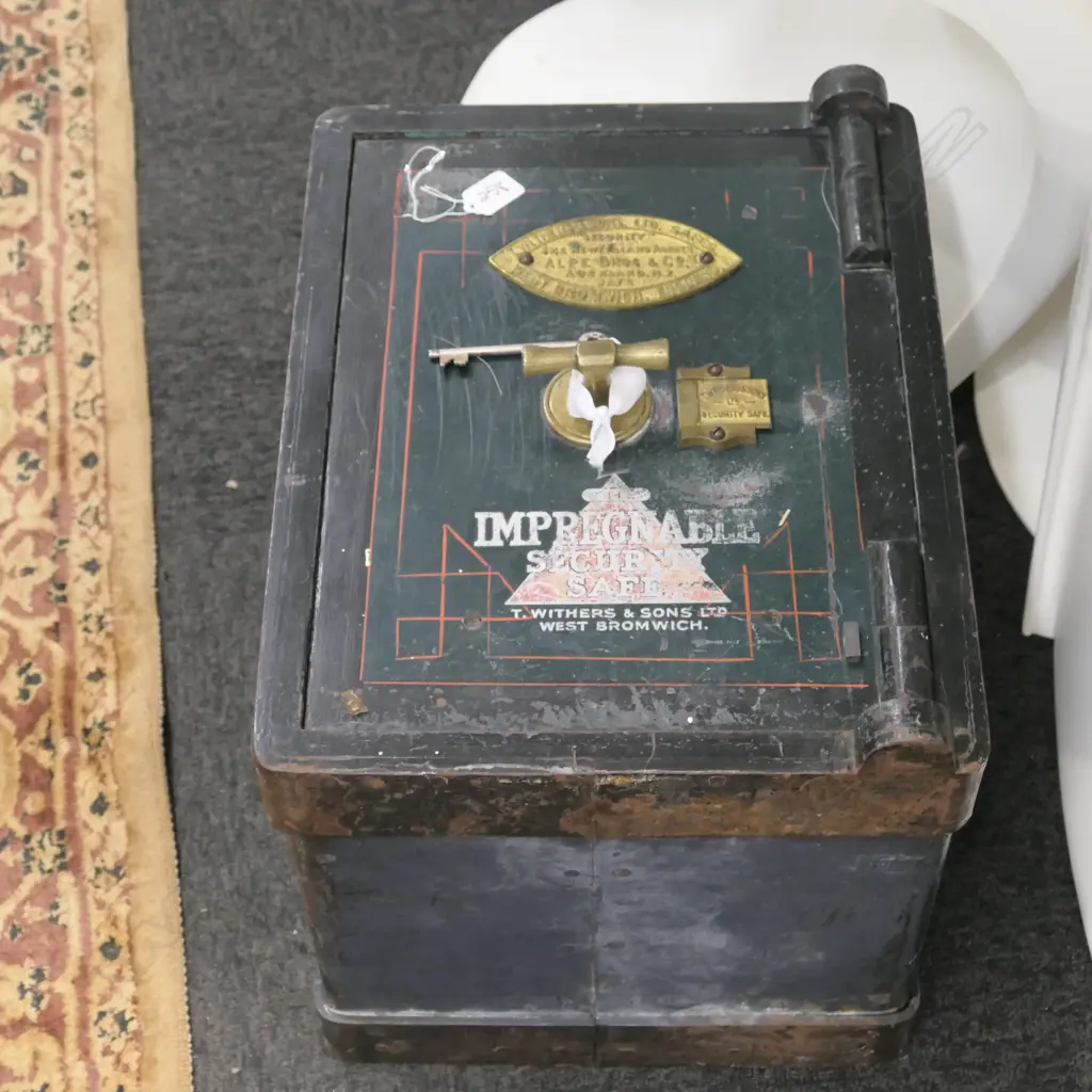 SOLID N. T.WITHERS & SONS LTD. SAFE WITH KEY Image 1++