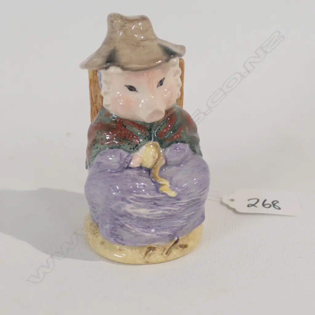 BESWIICK BEATRIX POTTER AND THIS PIGGY HAD NONE Image 1++