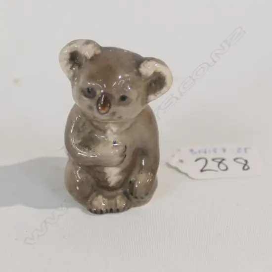 BESWICK KOALA 1041  1945/73