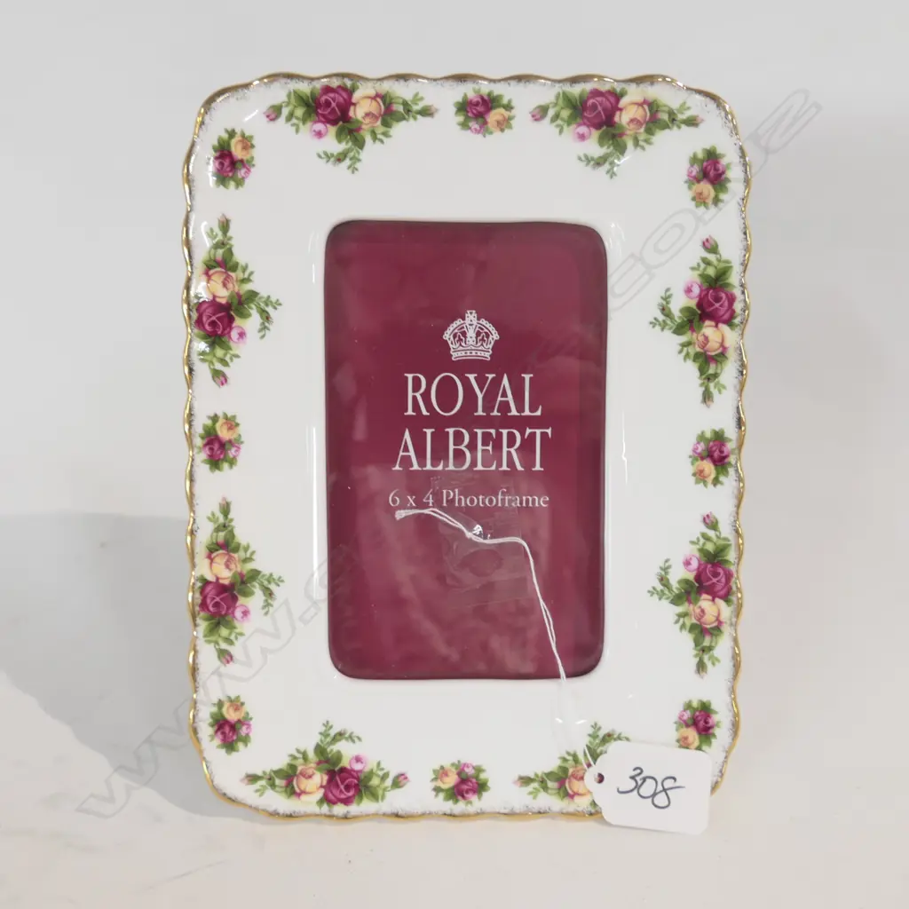 ROYAL ALBERT OLD COUNTRY ROSES PHOTO FRAME Image 1++