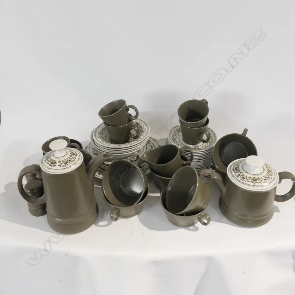 WOOD & SONS SALAMANCA PART TEA & COFFEE SET ETC APPROX 45PCS Image 1++